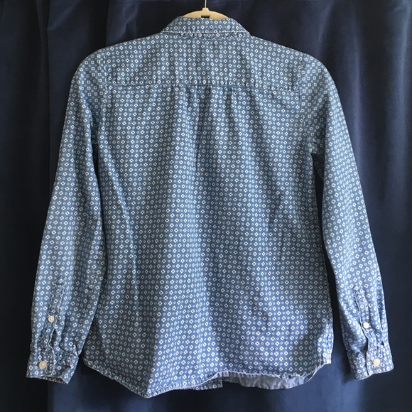 LOFT | Patterned Denim Button-Down - Picture 3 of 6